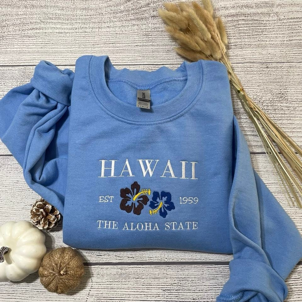 Hawaii Letter Embroidered Crewneck Sweatshirt